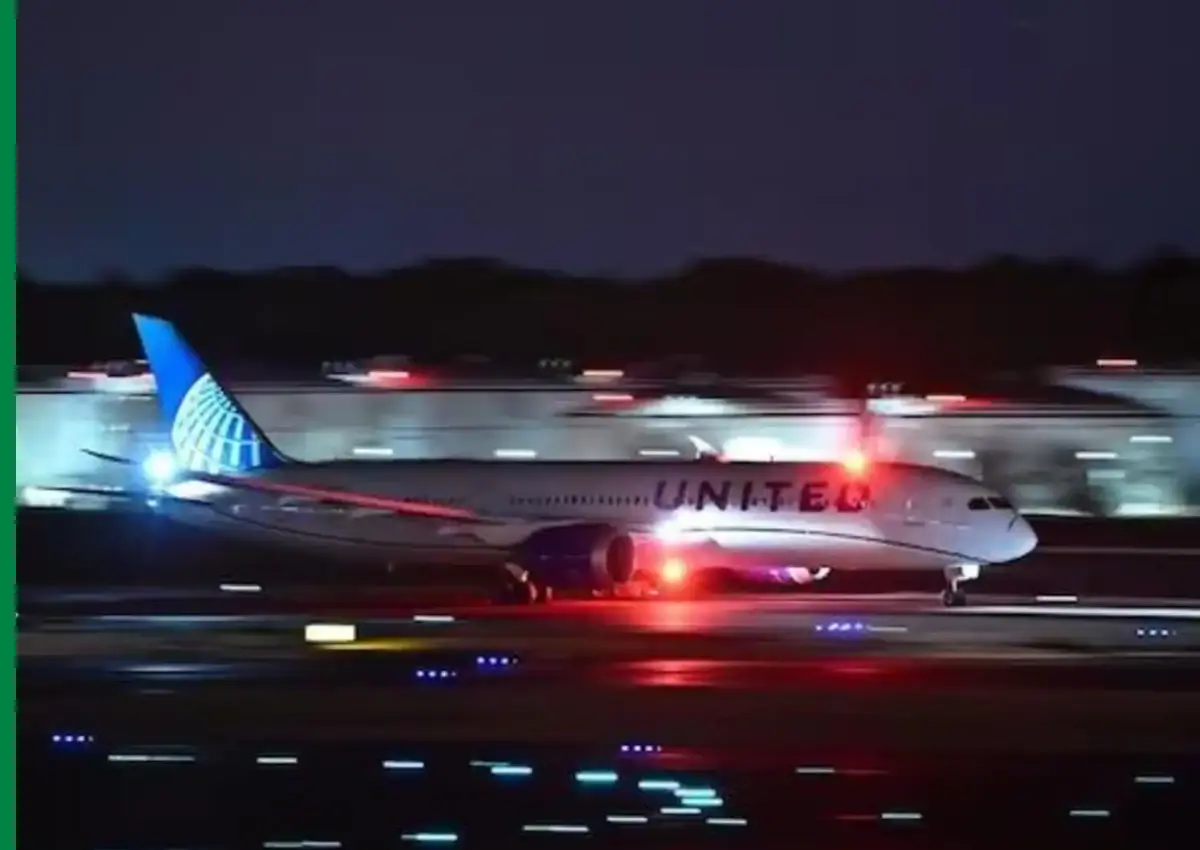 Flight UA108 Emergency Landing—Proof That Commercial Aviation Is Safer Than Ever-thumnail